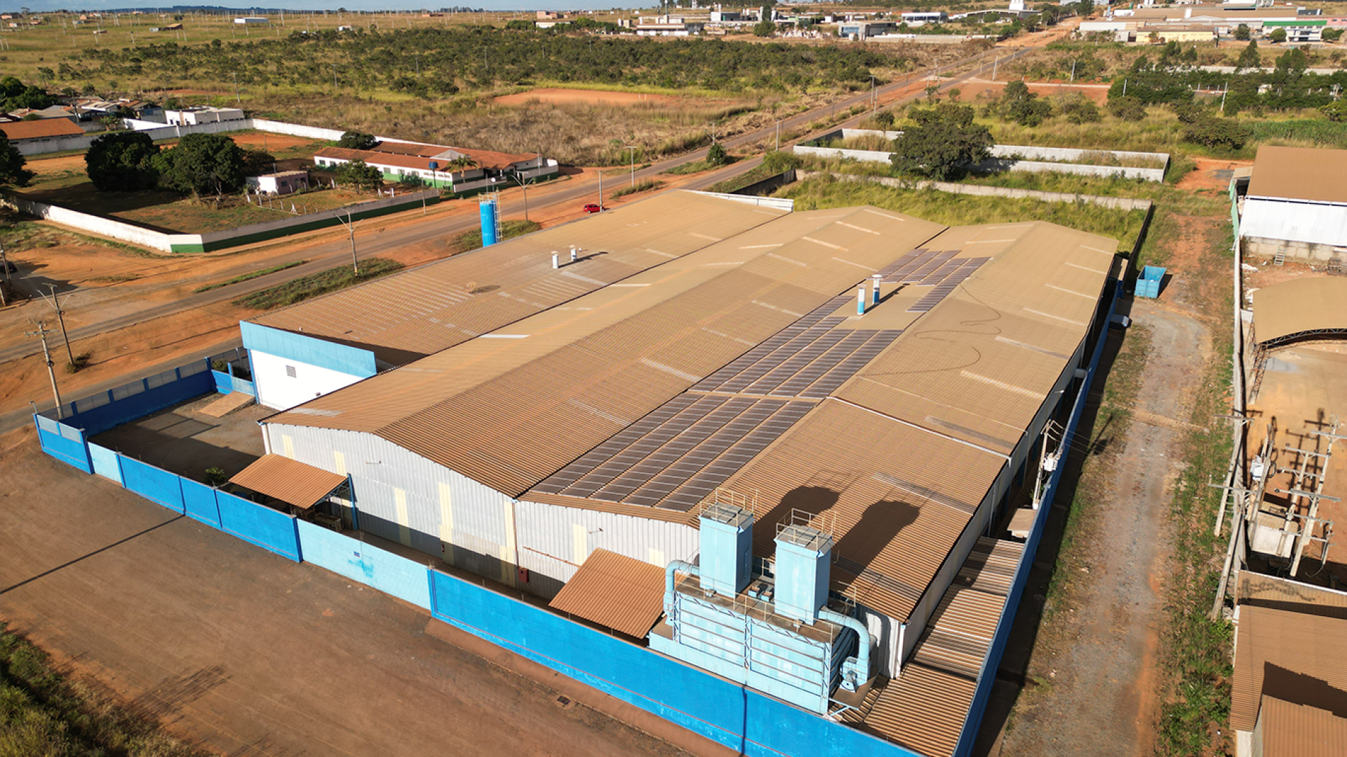 brassul-telhado-antes